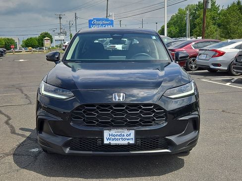 Certified 2025 Honda HR-V LX image 2