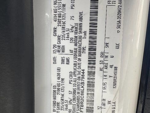 Used 2020 Ford Transit 250 Medium Roof AWD image 25