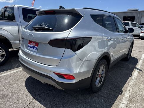 Used 2017 Hyundai Santa Fe Sport AWD/4WD image 2