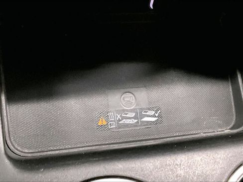 Used 2022 Chevrolet Suburban LT AWD/4WD image 31