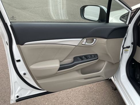 Used 2015 Honda Civic EX-L image 17