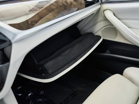 Used 2018 BMW 540i w/ Premium Package RWD image 44