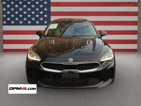 Used 2018 Kia Stinger Premium RWD image 11