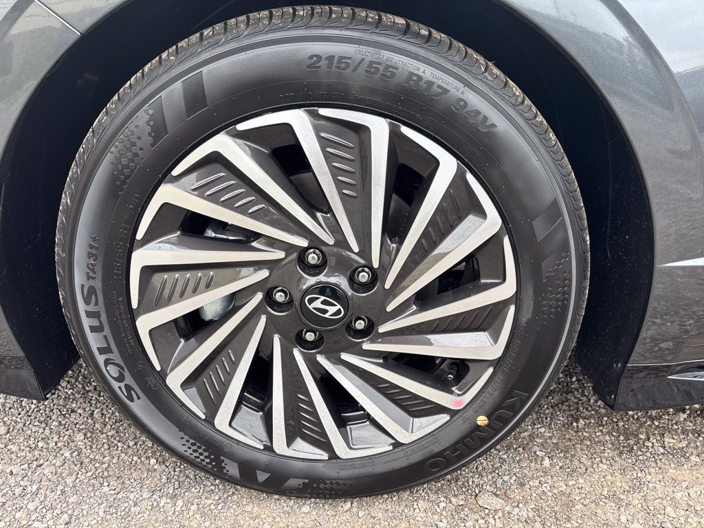New 2026 Hyundai Sonata Limited FWD image 10