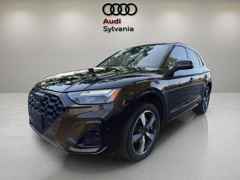 Certified 2023 Audi Q5 2.0T Premium Plus w/ Premium Plus Package AWD/4WD image 3