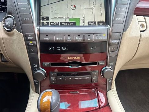 Used 2007 Lexus LS 460 RWD image 17
