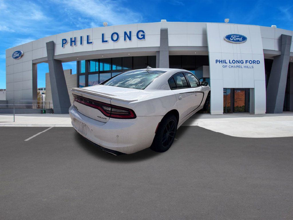 Used 2015 Dodge Charger SXT w/ AWD Premium Group image 5