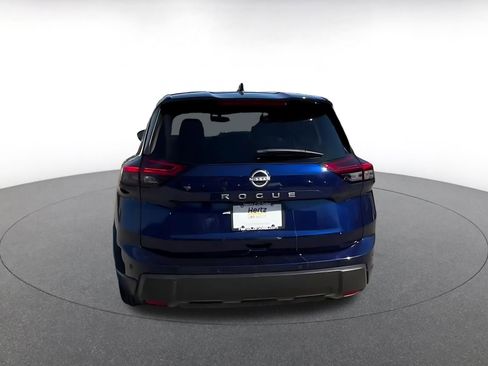 Used 2025 Nissan Rogue SV image 12