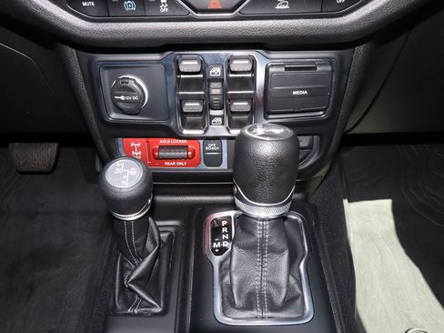 Used 2025 Jeep Wrangler Unlimited Sport S 4xe AWD/4WD image 11