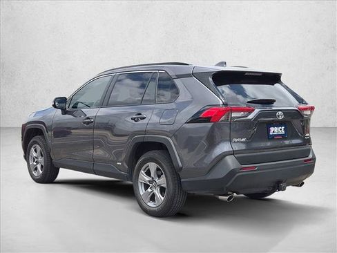 Used 2025 Toyota RAV4 XLE w/ Convenience Package AWD/4WD image 7