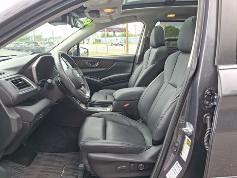 Used 2023 Subaru Ascent Touring AWD/4WD image 16