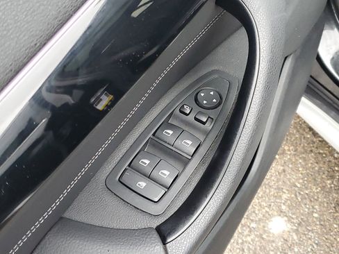 Used 2021 BMW X1 xDrive28i w/ Premium Package image 6