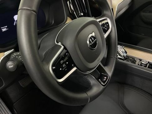 Certified 2026 Volvo XC60 B5 Plus AWD/4WD image 17