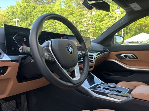 Used 2023 BMW 330i Sedan w/ Premium Package image 20