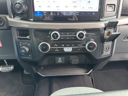 Used 2024 Ford F150 XLT image 36