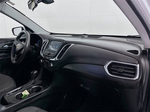 Used 2018 Chevrolet Equinox LT image 26