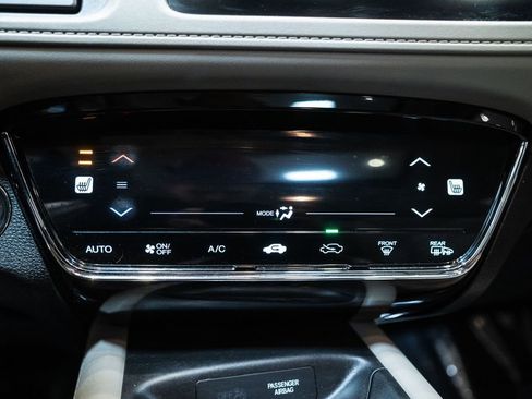 Used 2017 Honda HR-V EX image 20