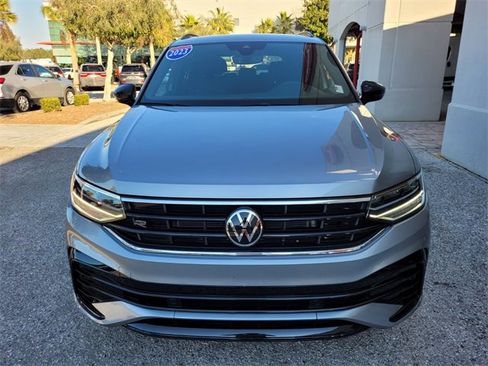 Used 2023 Volkswagen Tiguan SE R-Line image 21