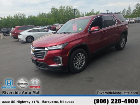 Used 2023 Chevrolet Traverse LT w/ LPO, Floor Liner Package AWD/4WD image 3