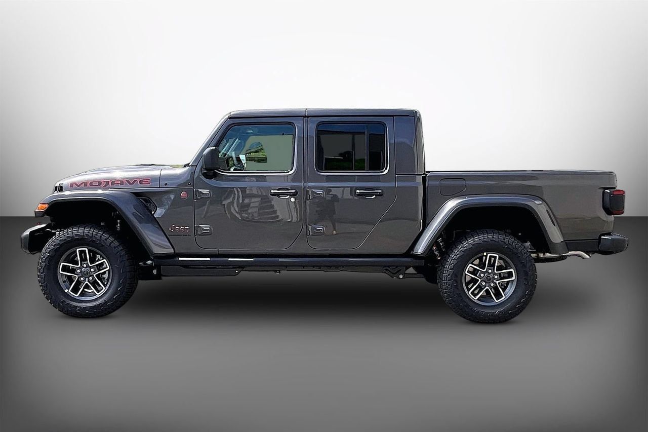 New 2026 Jeep Gladiator Mojave w/ Safety Group AWD/4WD image 5