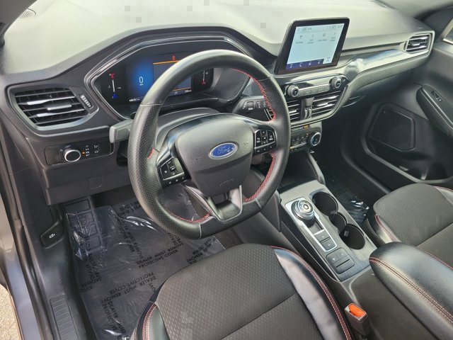 Used 2025 Ford Escape ST-Line FWD image 16