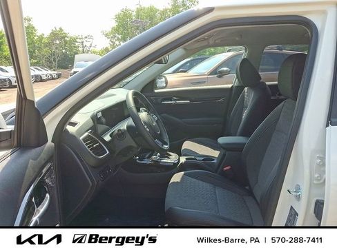 Certified 2025 Kia Seltos S AWD/4WD image 10