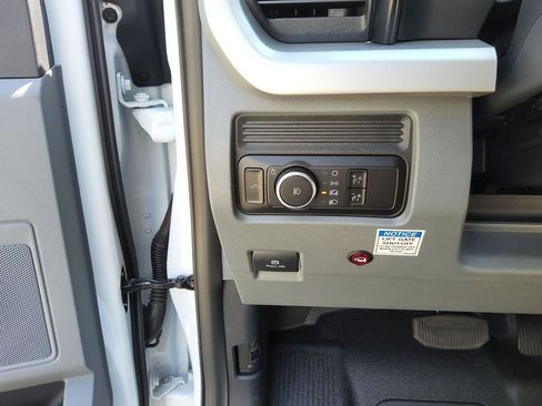 New 2025 Ford F550 2WD Regular Cab Super Duty image 9