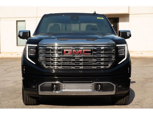 New 2026 GMC Sierra 1500 Denali AWD/4WD image 3