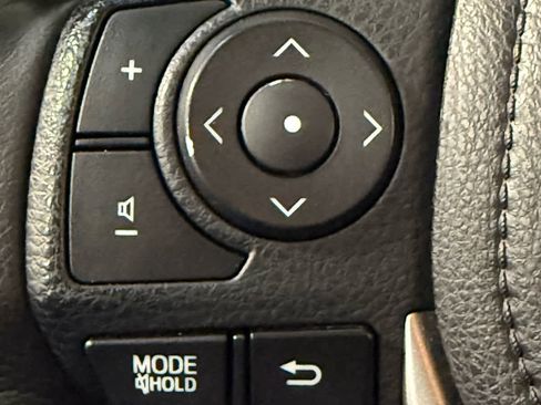 Used 2015 Toyota Corolla S image 19