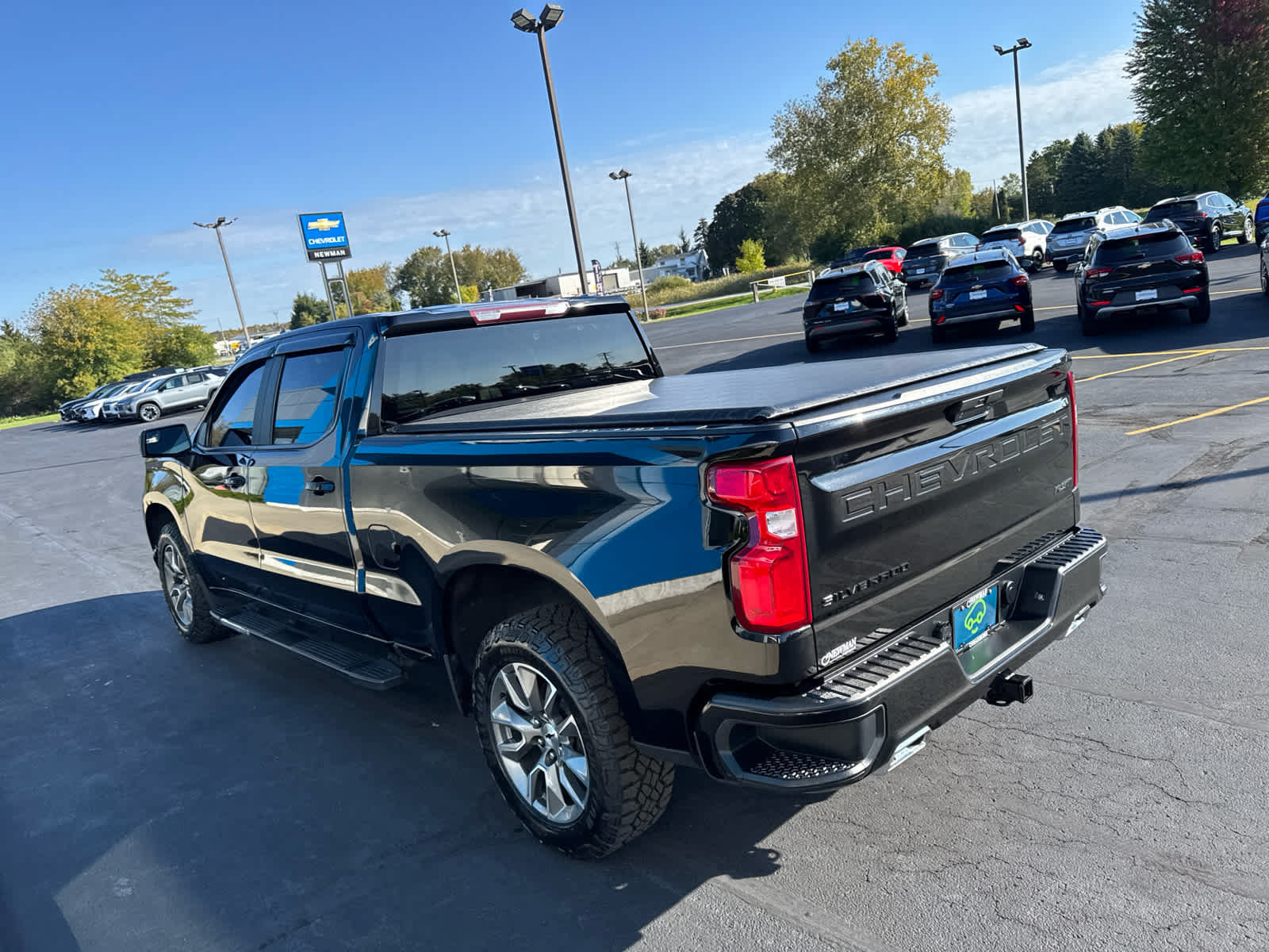 Certified 2021 Chevrolet Silverado 1500 RST w/ Z71 Off-Road Package AWD/4WD image 9