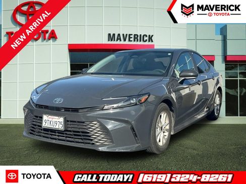 Used 2025 Toyota Camry LE FWD image 1
