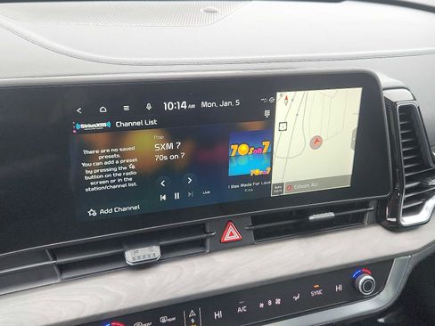 Used 2023 Kia Sportage X-Line w/ X-Line Premium Package image 16