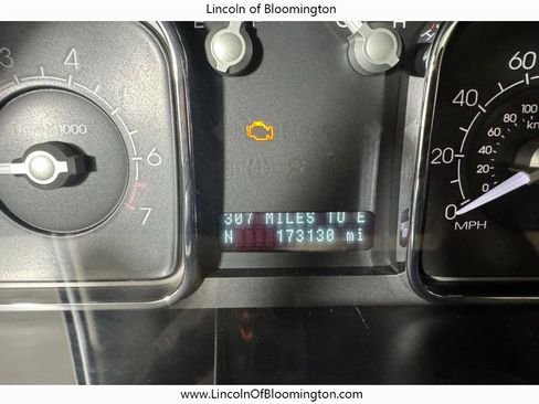 Used 2010 Lincoln MKX AWD image 17