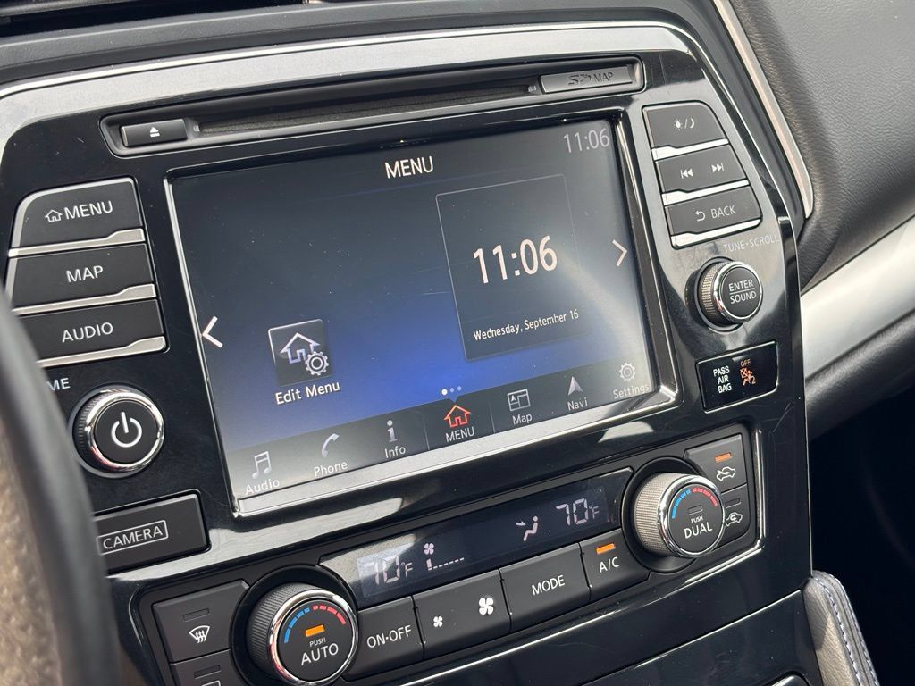 Used 2017 Nissan Maxima SR FWD image 28