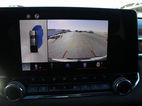 Used 2024 GMC Canyon Denali image 31