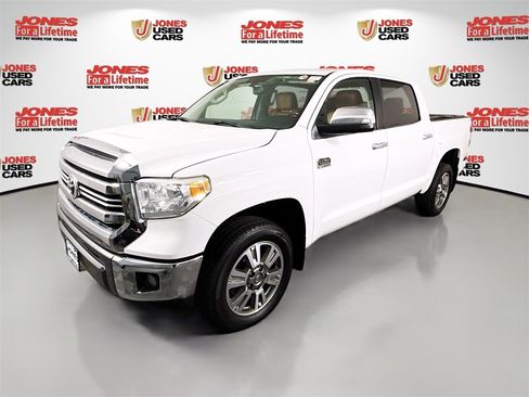 Used 2017 Toyota Tundra Platinum image 15
