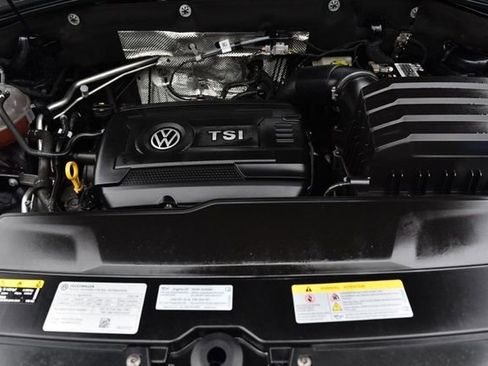 Used 2023 Volkswagen Atlas Cross Sport SEL image 27