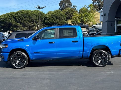 New 2026 RAM 1500 4x4 Crew Cab image 7