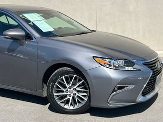 Used 2017 Lexus ES 350 w/ Premium Package FWD video 2