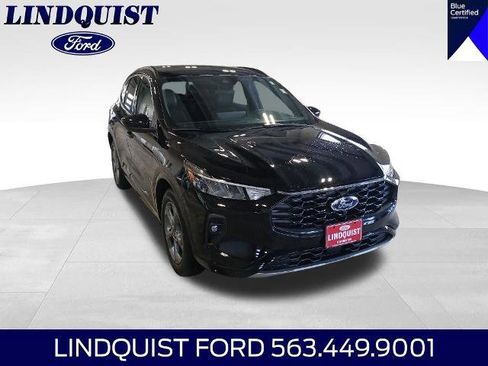 Certified 2023 Ford Escape ST-Line Select w/ Tech Pack #2 AWD/4WD image 4