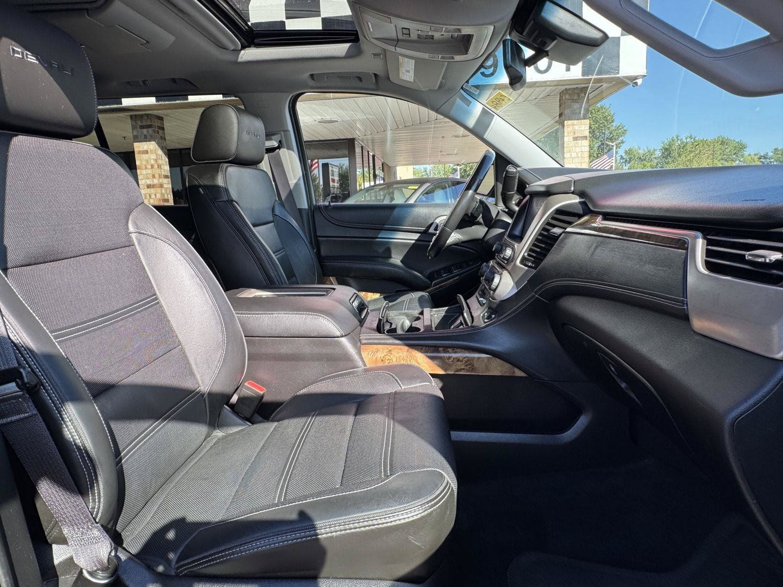 Used 2015 GMC Yukon XL Denali w/ Open Road Package AWD/4WD image 28