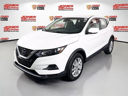 Certified 2021 Nissan Rogue Sport S image 12
