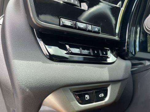Used 2023 Lexus RX 350 w/ Cold Area Package AWD/4WD image 16