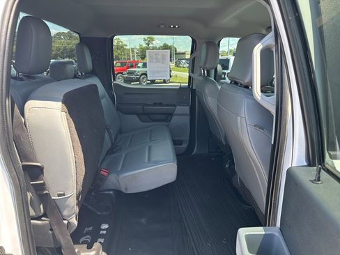Used 2023 Ford F250 XL w/ XL Chrome Package image 19