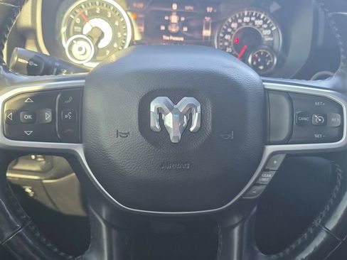 Used 2020 RAM 1500 Big Horn RWD image 32