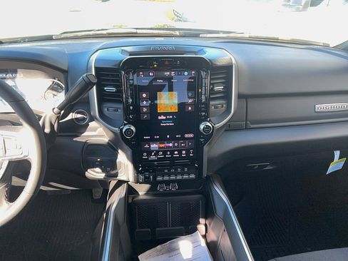 New 2026 RAM 2500 Big Horn image 32