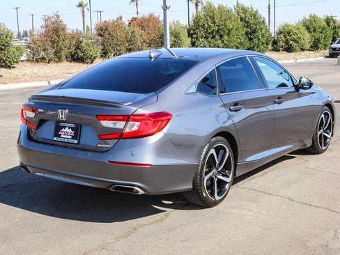 Used 2019 Honda Accord Sport image 6