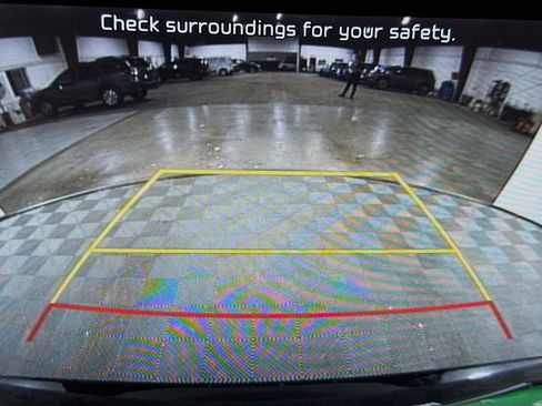 Used 2023 Kia Telluride S image 18