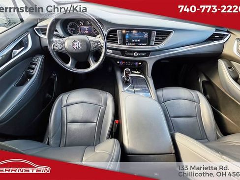 Used 2021 Buick Enclave Essence FWD image 10