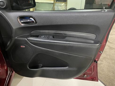 Used 2018 Dodge Durango SRT image 32